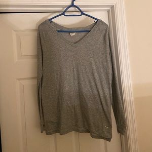 VS Pink long sleeve shirt